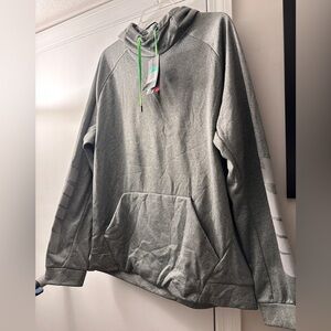 New with tags Nike Sweatshirt